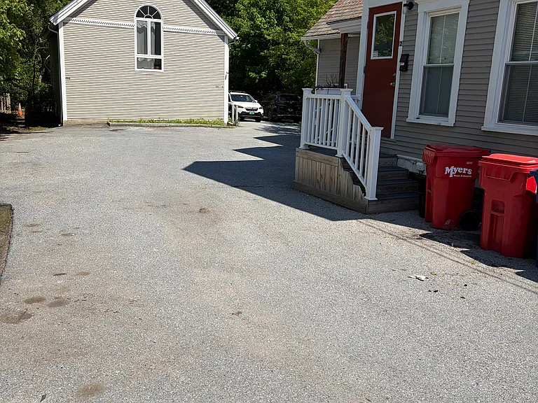 268 Colchester Ave #1 — Photo 4