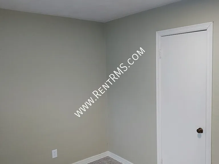 2430 SE Minnesota Ave — Photo 13