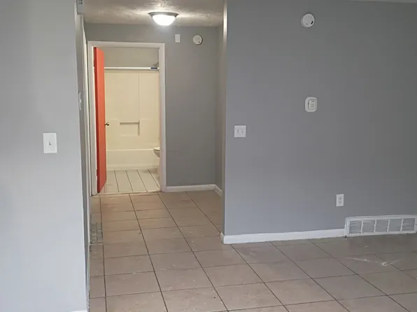471-473 N Goodman St, Rochester, NY 14609