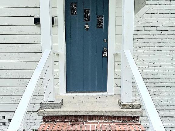 2nd image of 3638 Green St