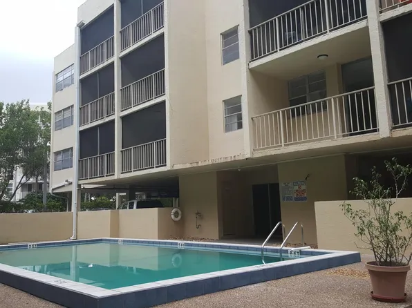 16518 NE 26th Ave #3, North Miami Beach, FL 33160