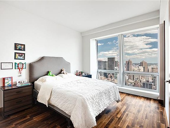 2nd image of 400 5th Ave APT 40A