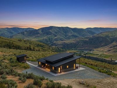 88 Cowboy Road, Methow, WA, 98834