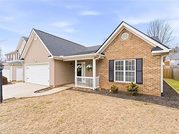 2nd image of 5010 Longridge Dr