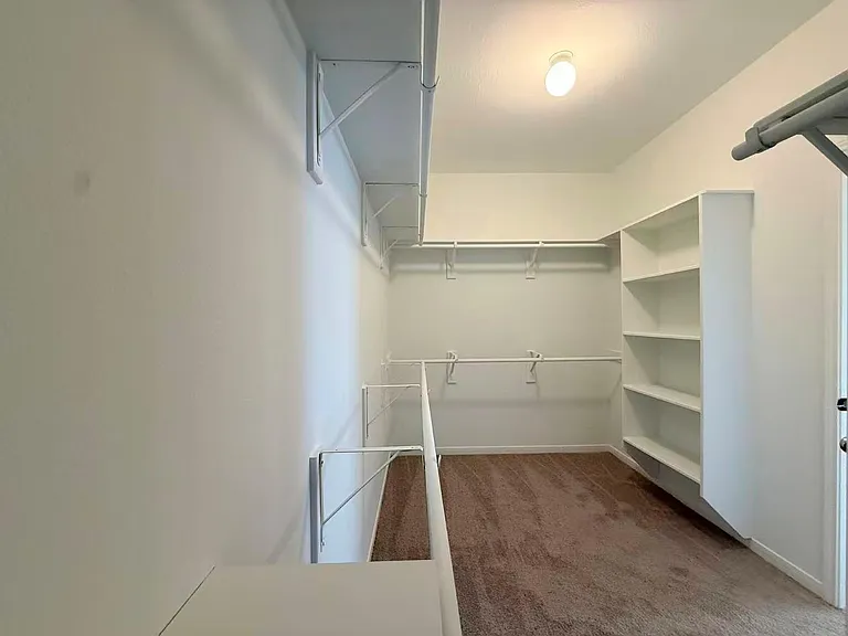 2814 Ridgeglen Ln — Photo 33