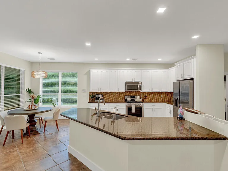 1225 Egret Cir S — Photo 14