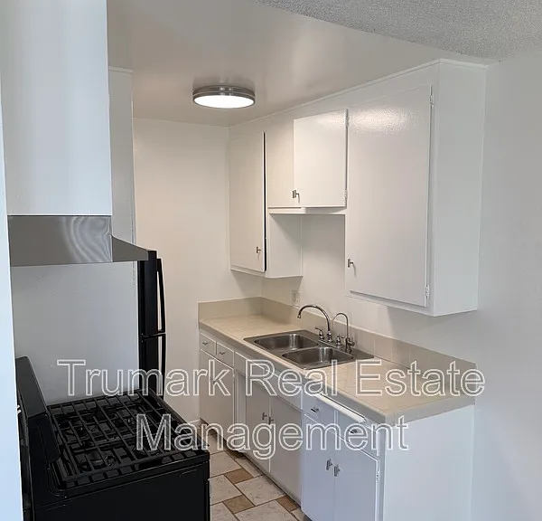 110 N Cedar St #23 — Photo 6