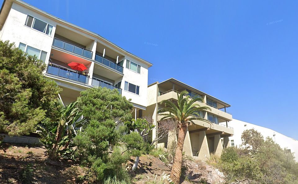 1st image of 18069 Coastline Dr #18079