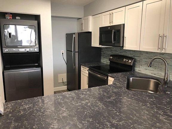 5th image of 3930 S Roosevelt Blvd #N411