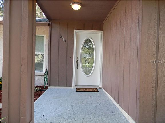 2nd image of 2713 Manor Hill Dr