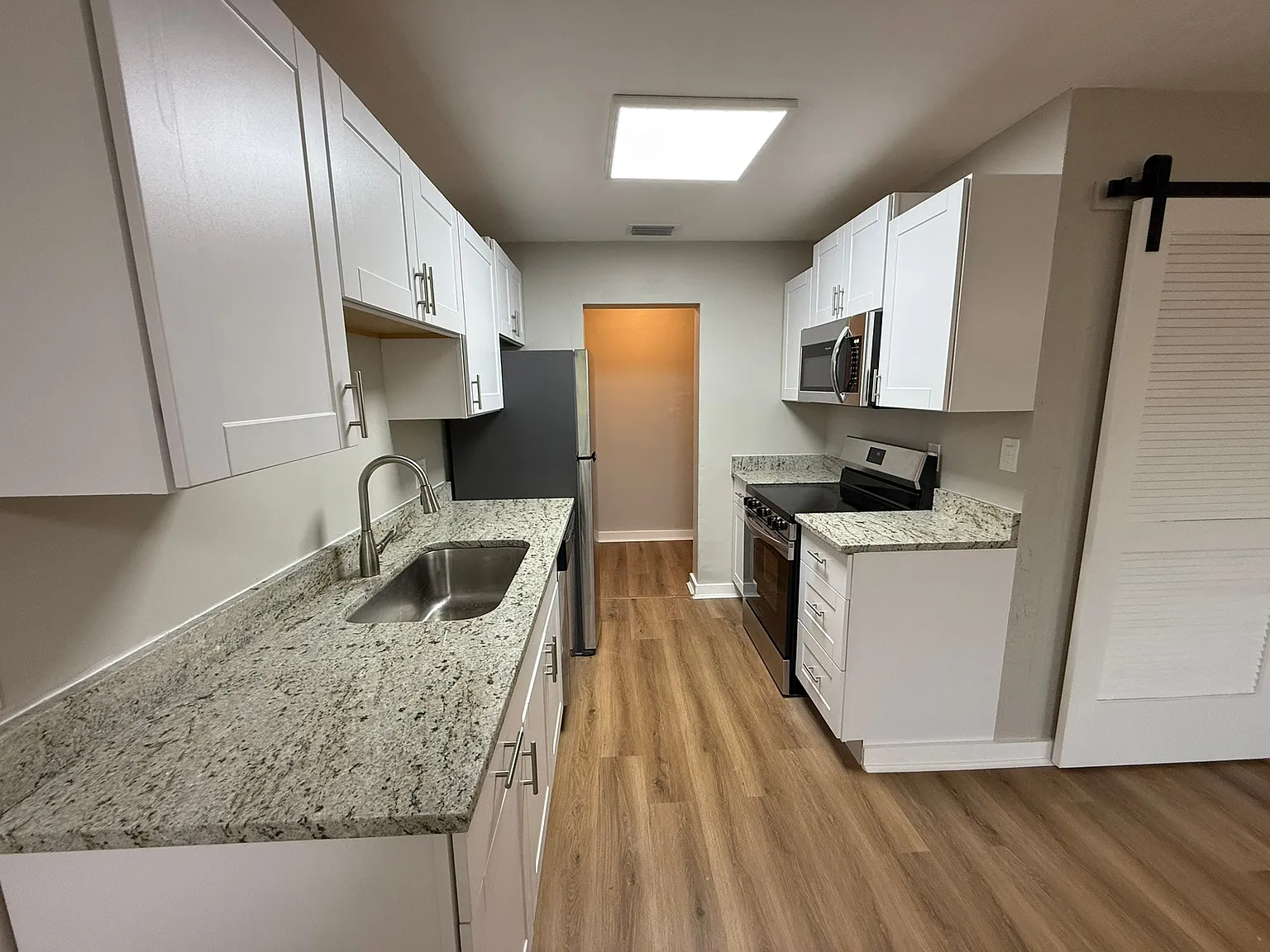 1280 Druid Rd — Photo 4