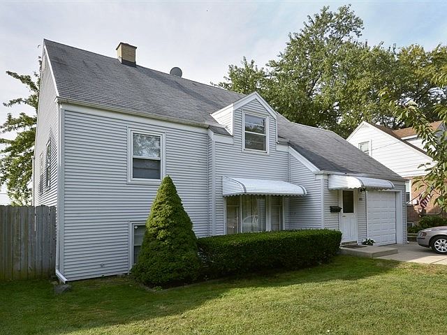 1st image of 901 S Golf Cul De Sac St