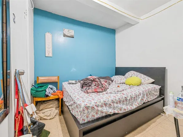 48 Vansiclen Avenue image 18 of 27