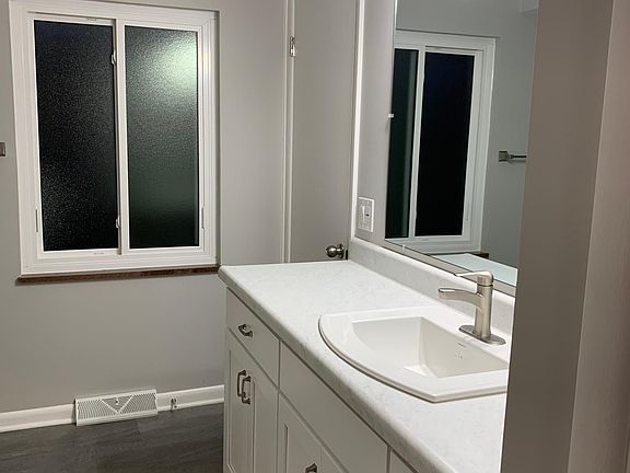 5th image of 3719 Rocky River Dr APT 3