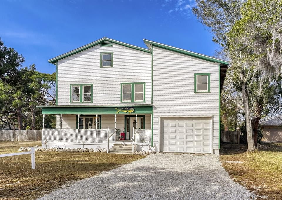 1st image of 1605 10TH AVENUE W