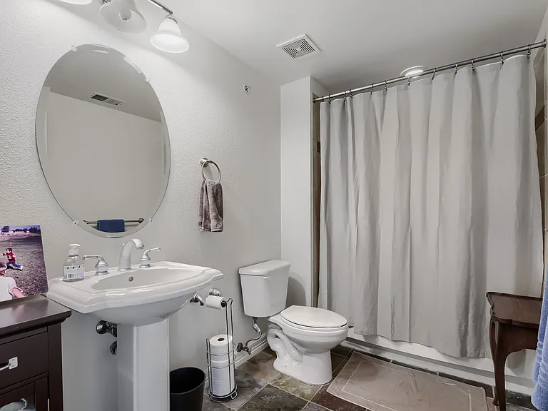 1705 N Gaylord St #301 — Photo 14