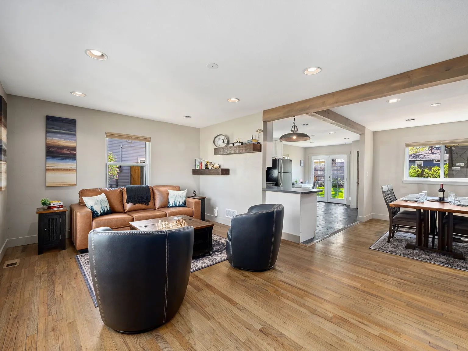 1 bed, 917 sqft, $3,100 — Photo 4