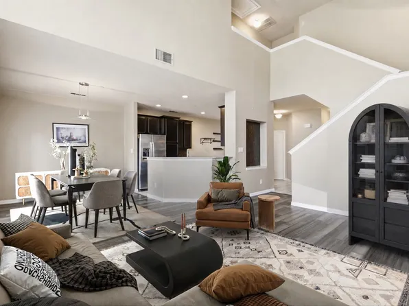932 Avondale Ln, Plano, TX 75025