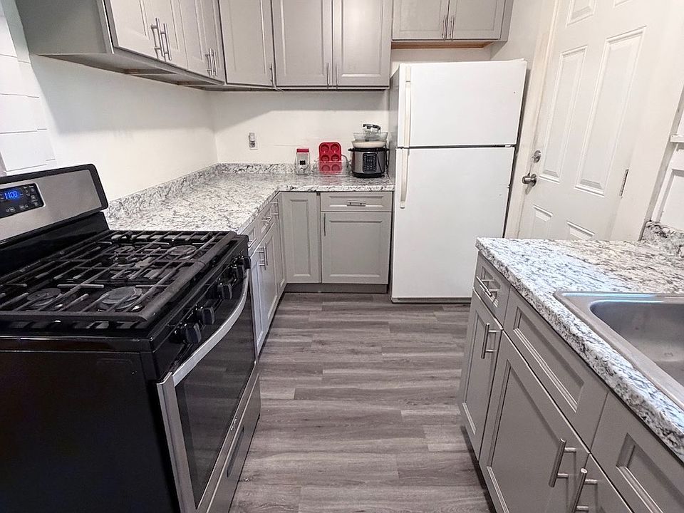 1st image of 74 Mount Globe St APT 2