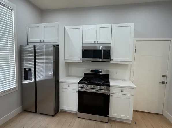 5 A Varennes St #A, San Francisco, CA 94133