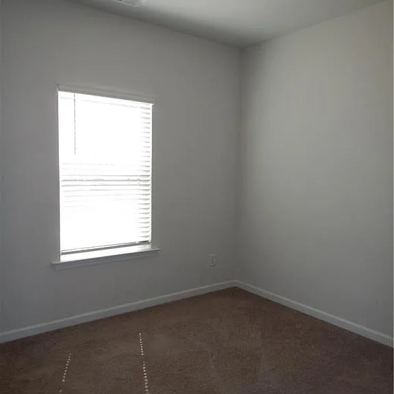 720 Country Ridge Dr — Photo 13