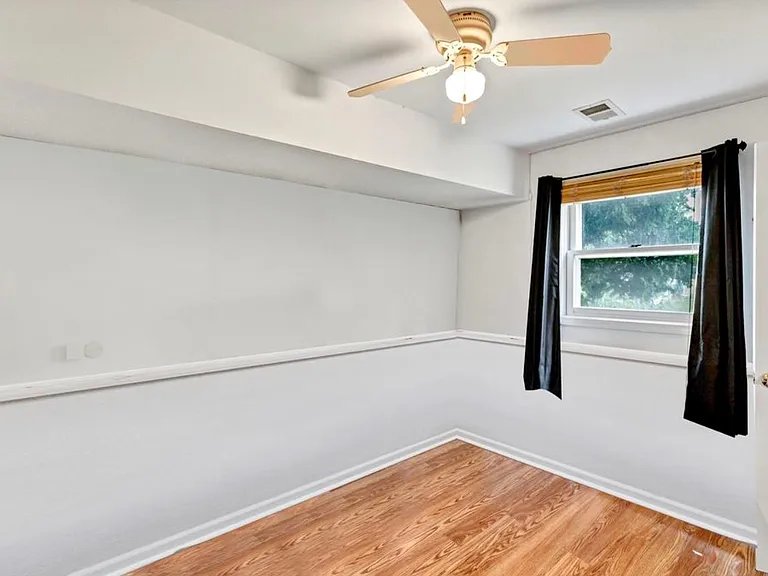 511 N Braintree Dr — Photo 24
