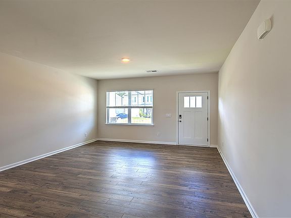 4th image of 343 Tolbert Dr