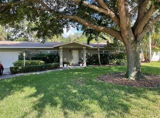 1180 Eden Isle Blvd NE, Saint Petersburg, FL 33704