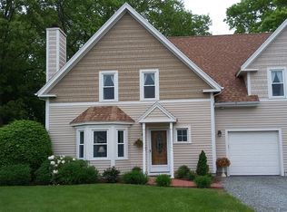 14 Captains Dr, Westerly, RI 02891