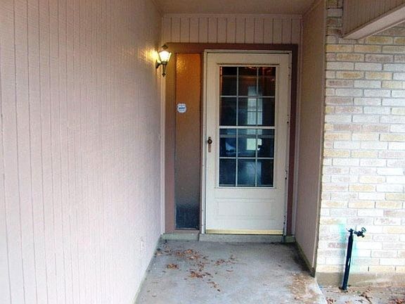 2nd image of 7407 Wineberry Dr