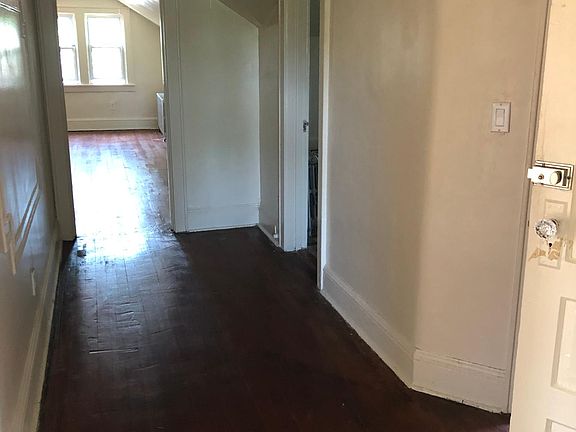 5th image of 320 S 9th Ave APT 3