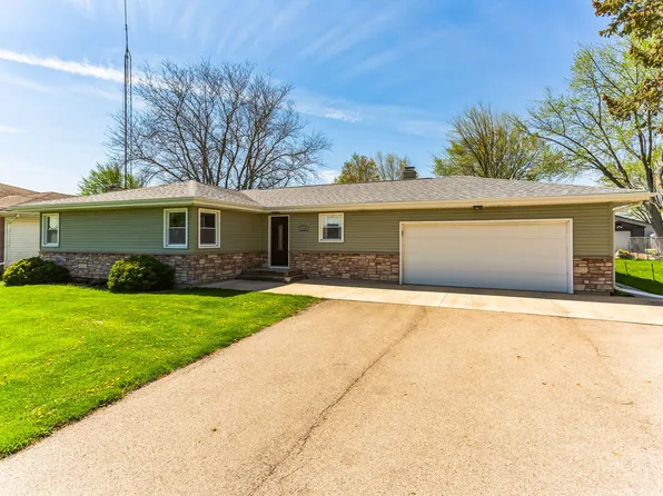 164 E Us Highway 52, Mendota, IL 61342