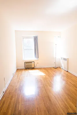 Sold by Schulman Realty LLC | media 9