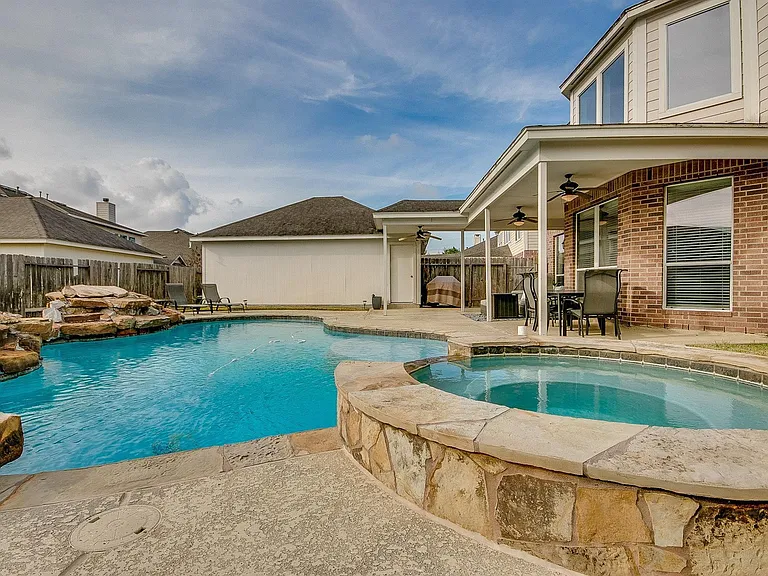 4618 Ambrosia Springs Ln — Photo 28