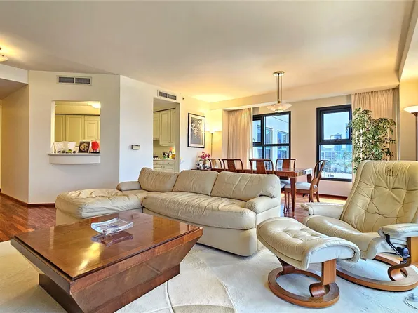 1080 S Beretania St APT 502, Honolulu, HI 96814