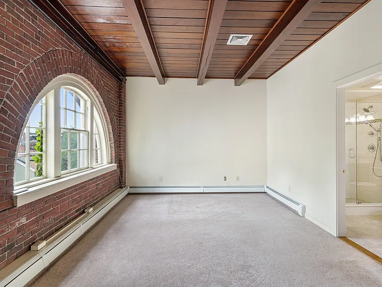 33 Power St — Photo 17