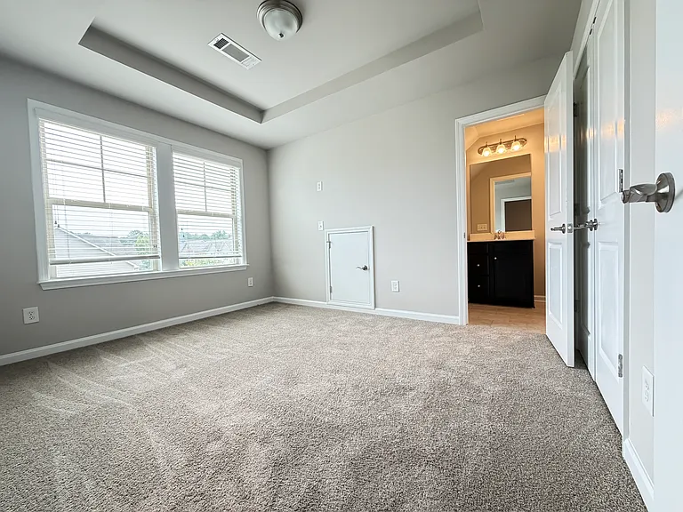 2838 Village Park Bnd — Photo 33