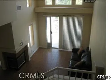 2 bed, 2.5 bath, 1371 sqft, $2,950 — Photo 3