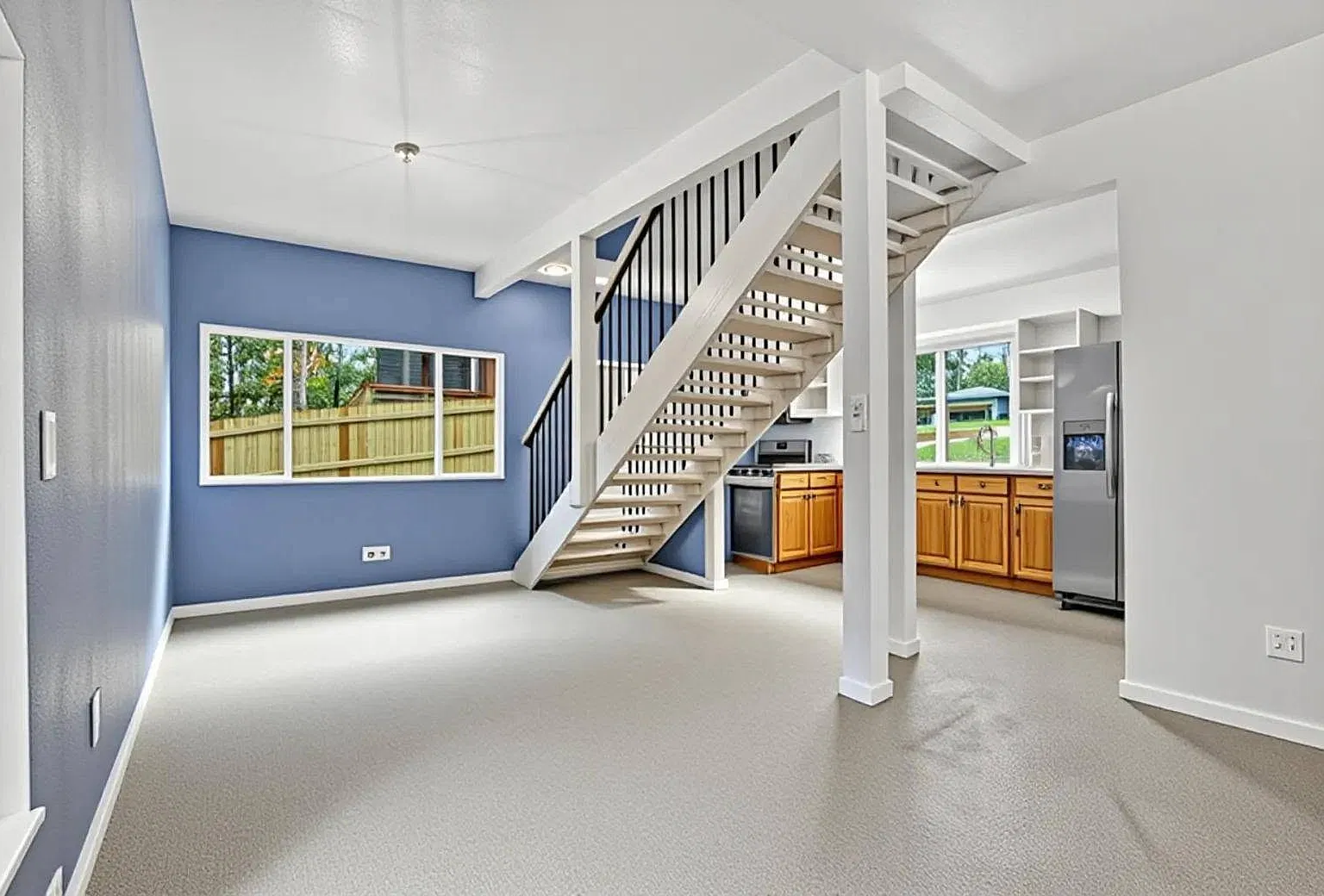 5 bed, $1,750 — Photo 2