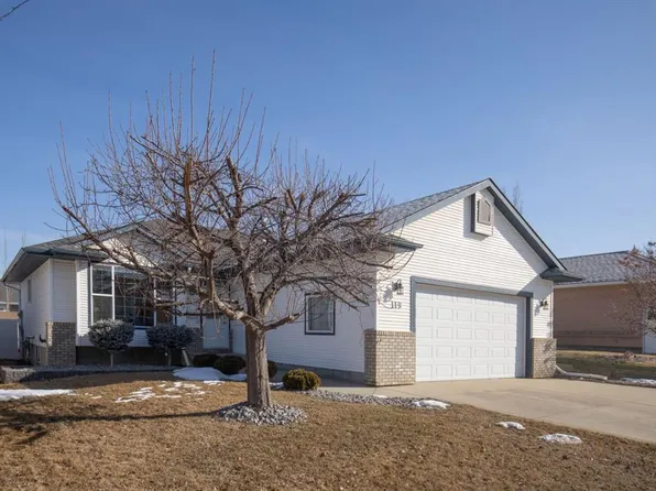 119 S Ammeter Close, Red Deer, AB T4R 2Y4