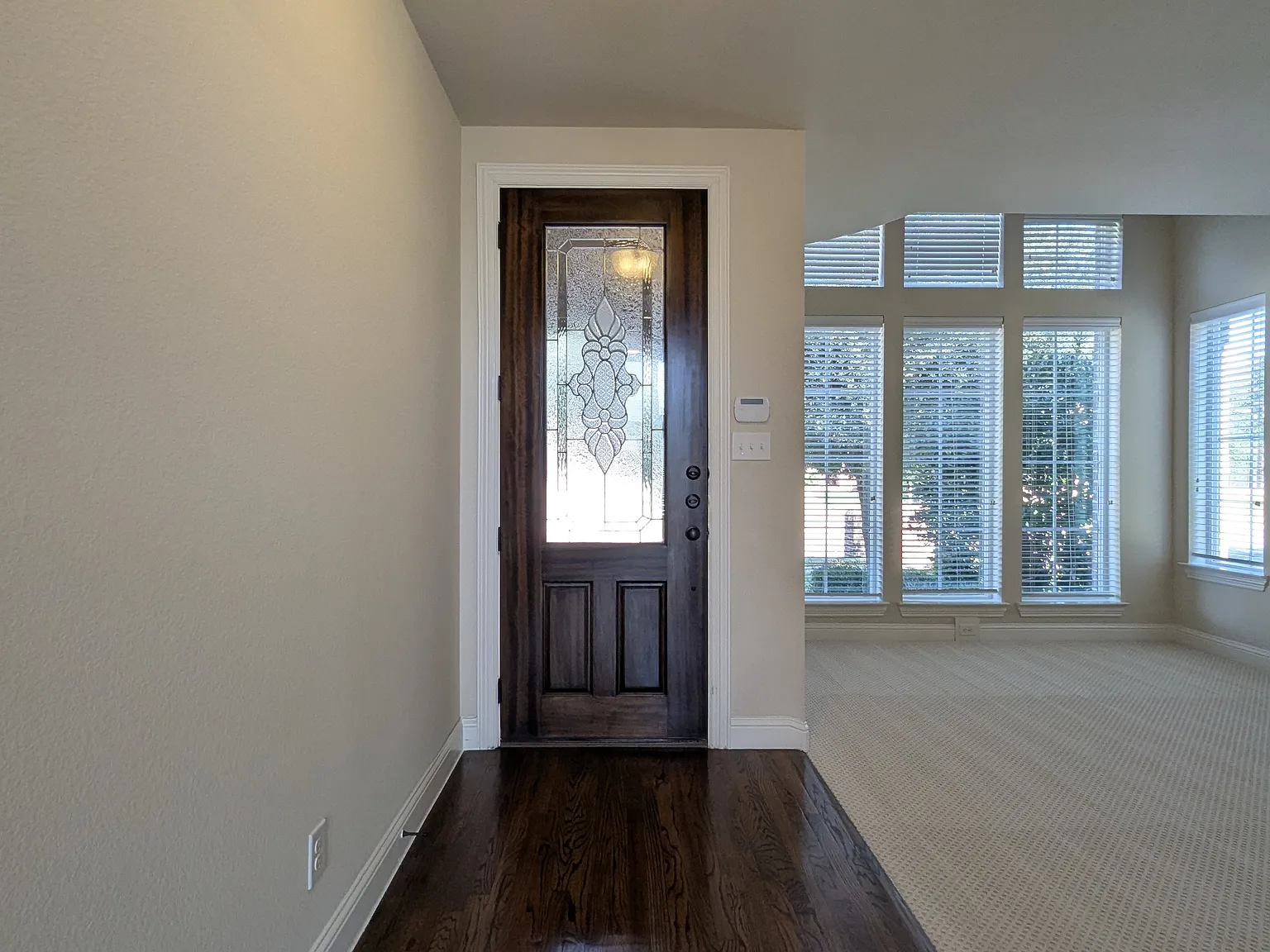 4 bed, 3.5 bath, 3388 sqft, $3,475 — Photo 2