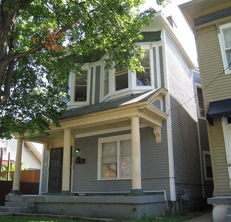 1st image of 1017 S 1st St