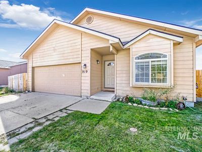 919 5th St W, Fairfield, ID, 83327