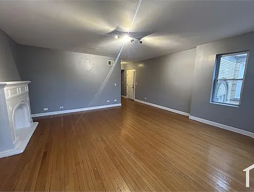 8228 S Drexel Ave #3B — Photo 2