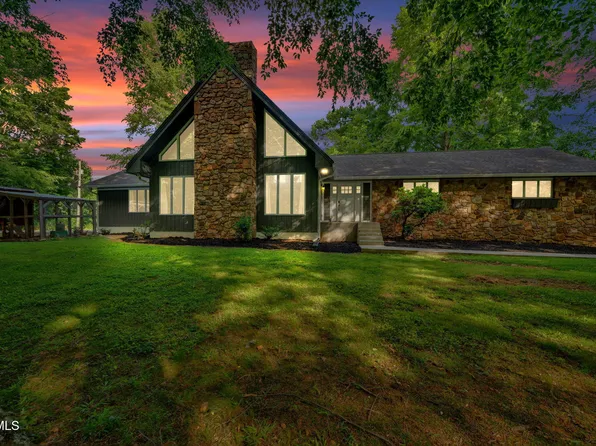 411 Bowman Creek Rd, Blountville, TN 37617