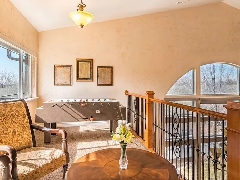 236 S Aileen Way — Photo 19