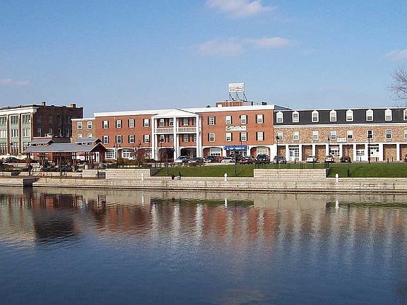 Gateway Park Apartments