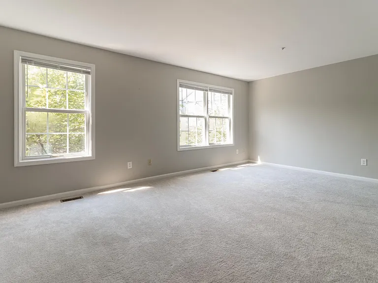 733 Mashie Ct — Photo 50