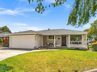 40515 Sundale Dr, Fremont, CA 94538