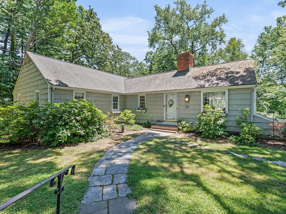 1st image of 104 Evergreen Lane